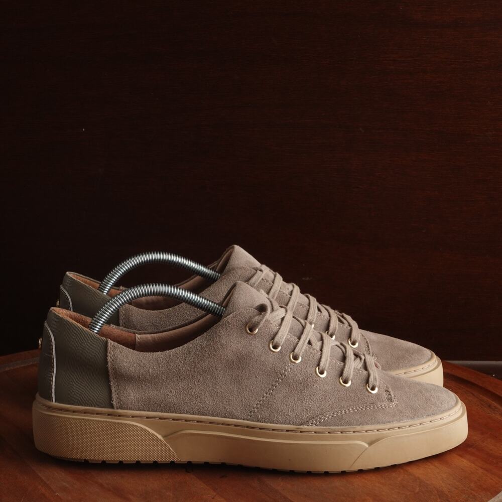 TCG Sneakers Mens Size 10 Gray Cooper Suede Modern Contemporary Casual Low Shoes